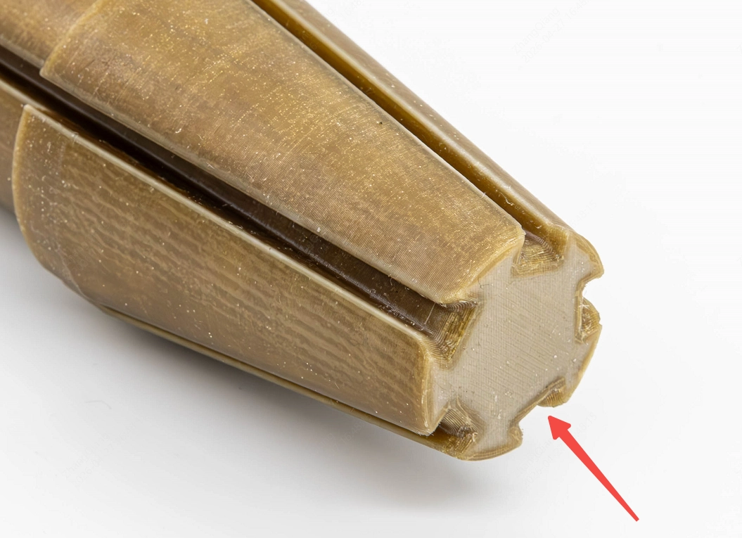 peek plastic bottom surface appearance